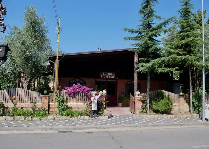 Cozy For Three * Kamez